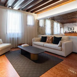 Klimt House Apartment Venice